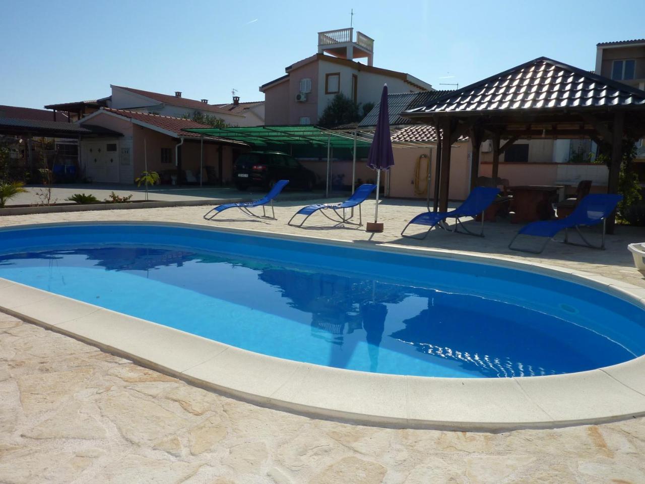 Queen Beach Apartments - Private Pool - Sabunike III Privlaka  Exteriér fotografie